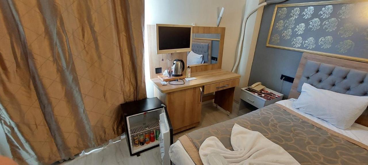 Paris Hotel Cafe Restaurant 이스탄불 외부 사진