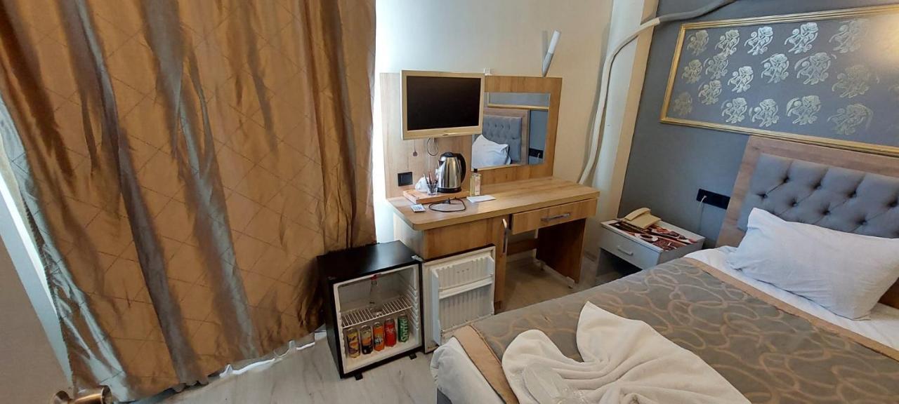 Paris Hotel Cafe Restaurant 이스탄불 외부 사진